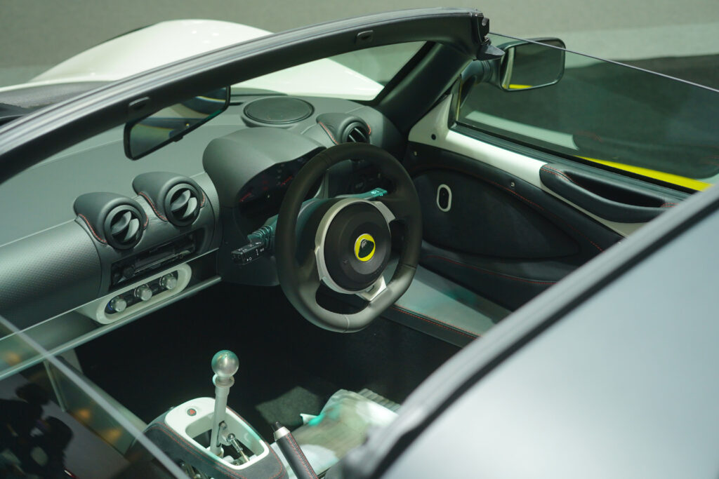 Lotus Elise_Interior